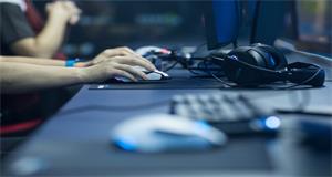 ENI|腾讯网易缺席游戏版号 游戏业务营收承压