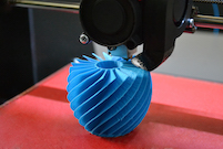 ENI|3D打印新技术精细“雕刻”光子晶体