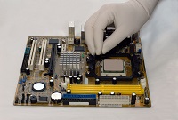 ENI|IBM发布量子计算芯片，计划10年内造出超级计算机